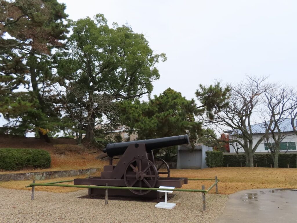24ポンドカノン砲