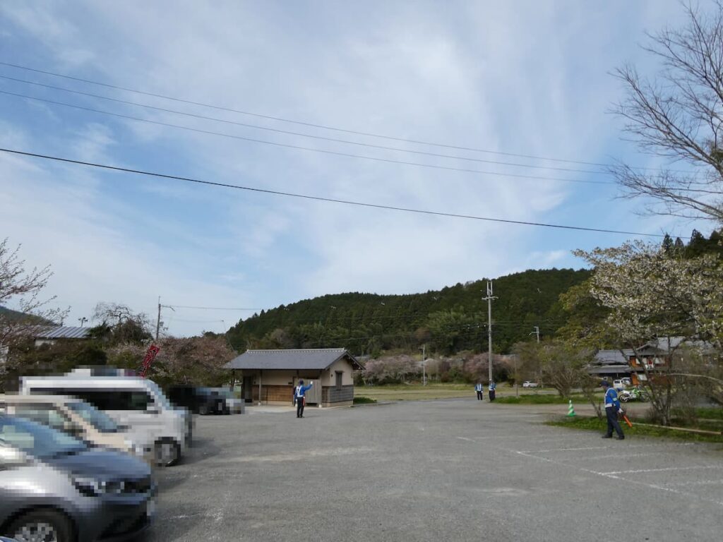 参拝者第一駐車場